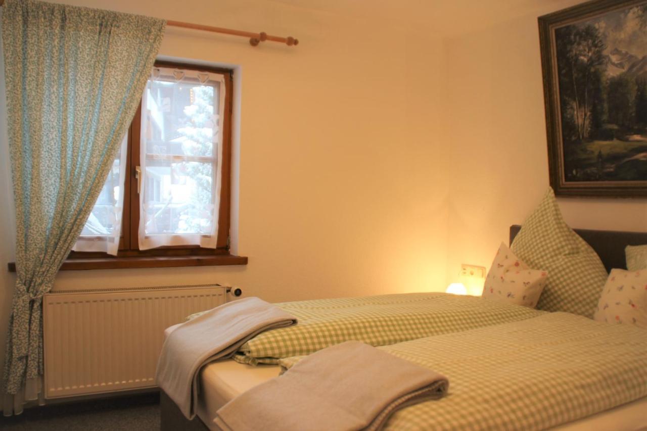 Haus & Heim Ferienwohnung Oberstdorf Bagian luar foto