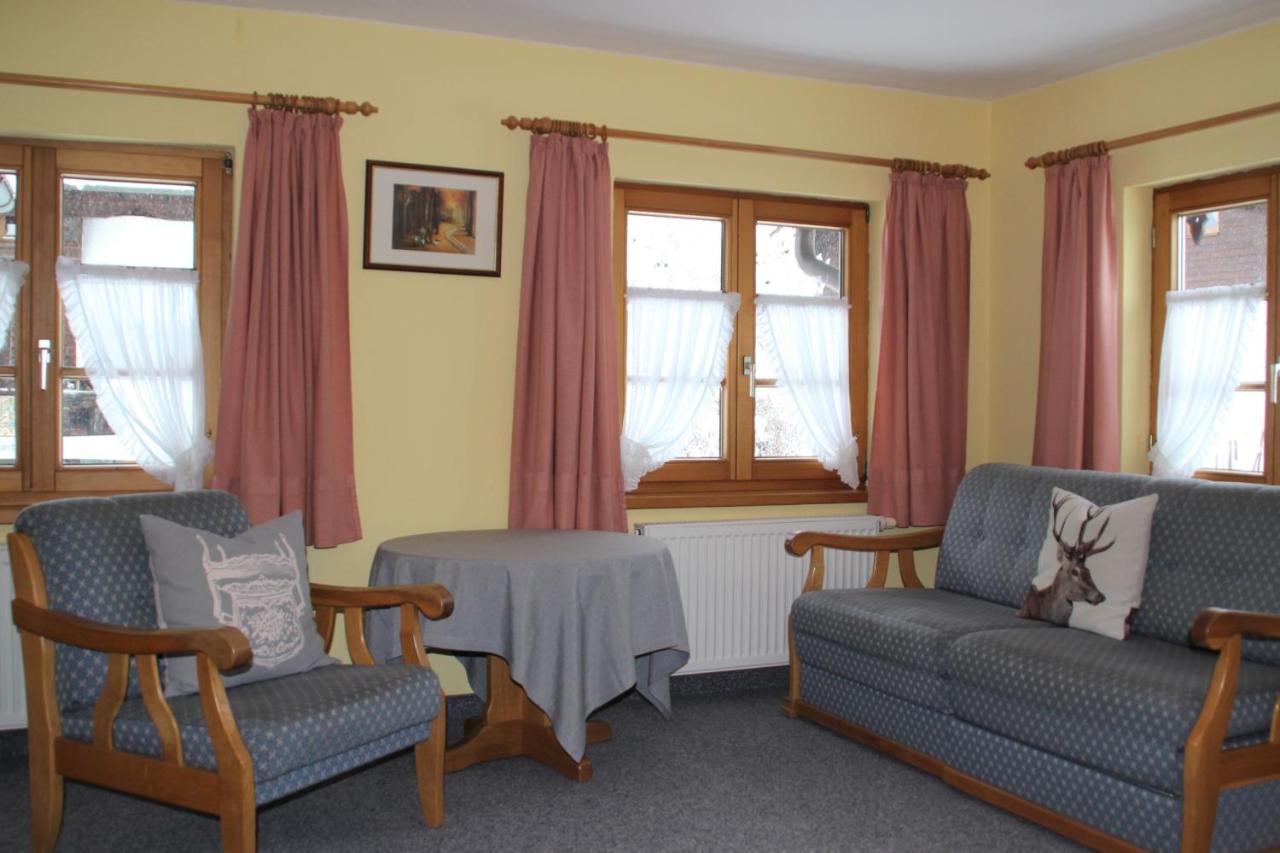 Haus & Heim Ferienwohnung Oberstdorf Bagian luar foto