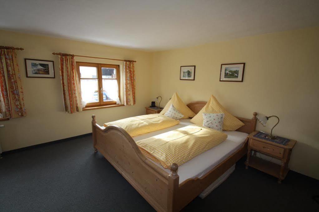 Haus & Heim Ferienwohnung Oberstdorf Bagian luar foto