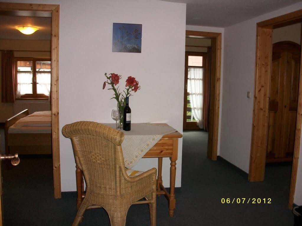 Haus & Heim Ferienwohnung Oberstdorf Bagian luar foto